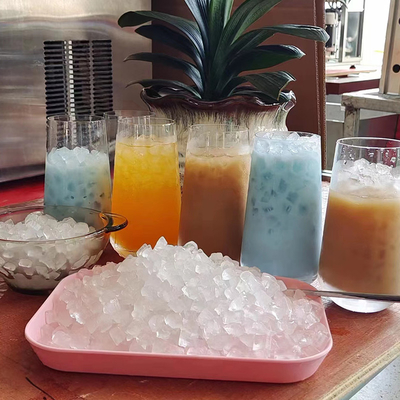 カスタムサイズ デザインと4kgの氷の貯蔵容量を持つカウンタータップ水氷機
